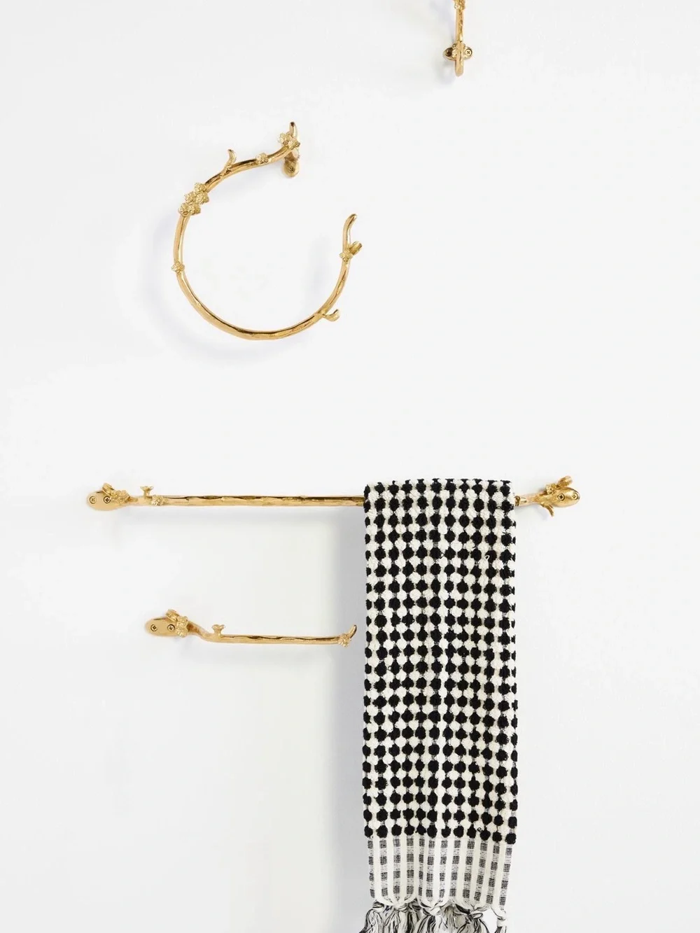 Anthropologie Gold Prima Floral Branch Towel Ring